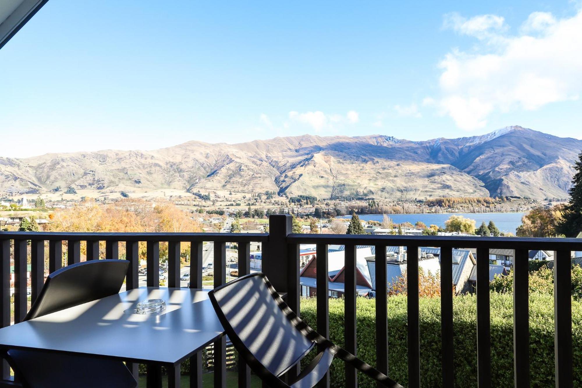 Ride Base Wanaka Apartments Eksteriør billede
